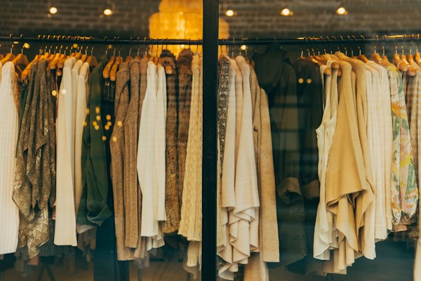 Fashion & Accessories