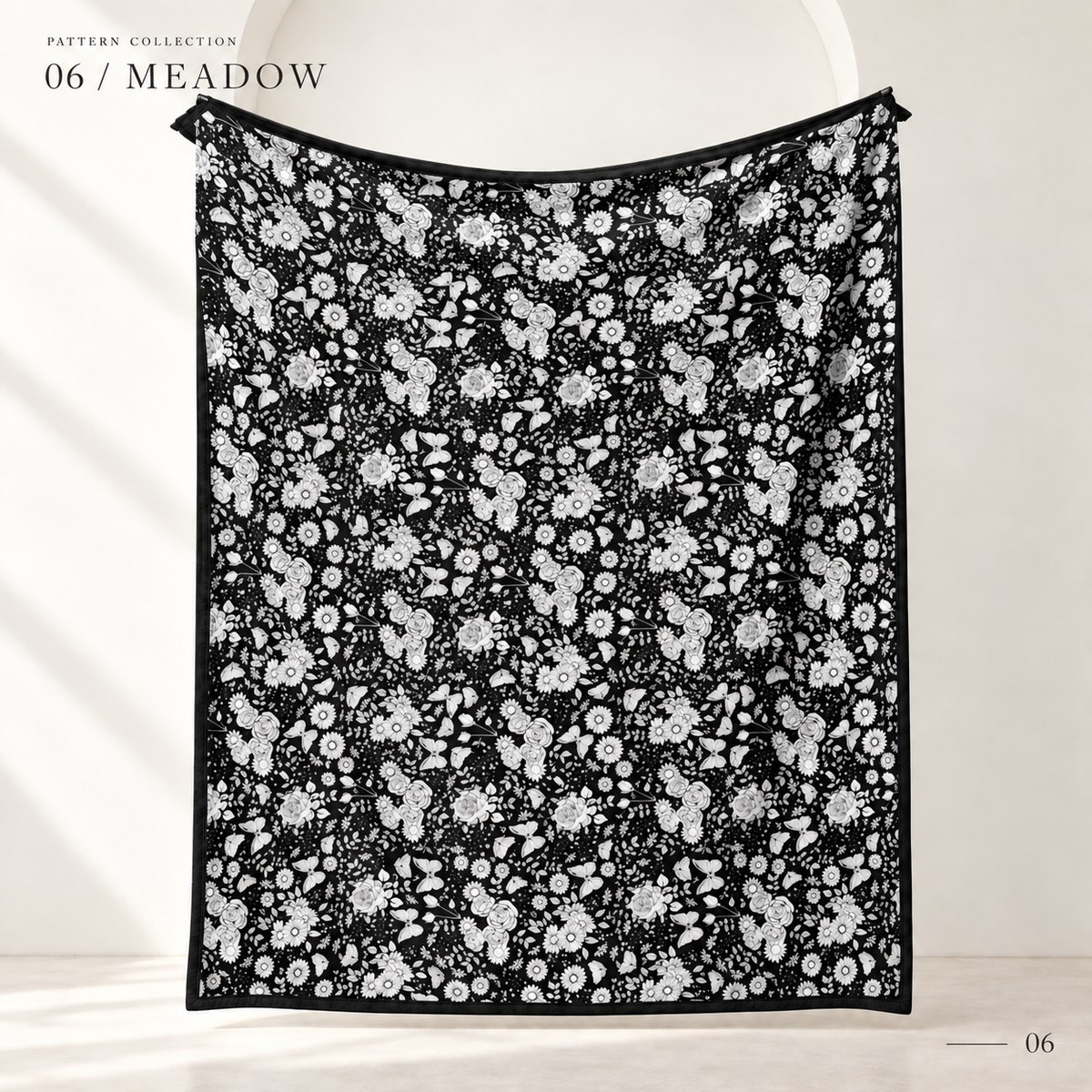 (KIT) DIY Halloween Coloring Blanket with 24 Markers, 150 × 125 cm