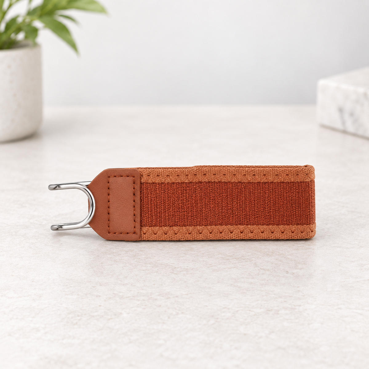 Adjustable Buckleless Elastic Belt, Ultra-Soft Hook-and-Loop Waist Belt